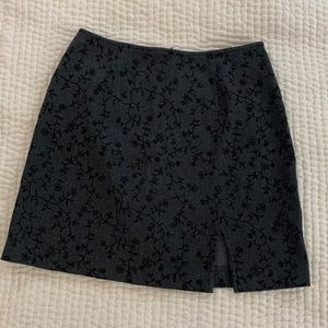 Express mini charcoal grey flocked skirt with front slit. 3/4